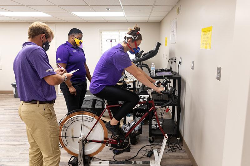 UNA有一个新的人体性能实验室，作为运动机能学博士课程的一部分